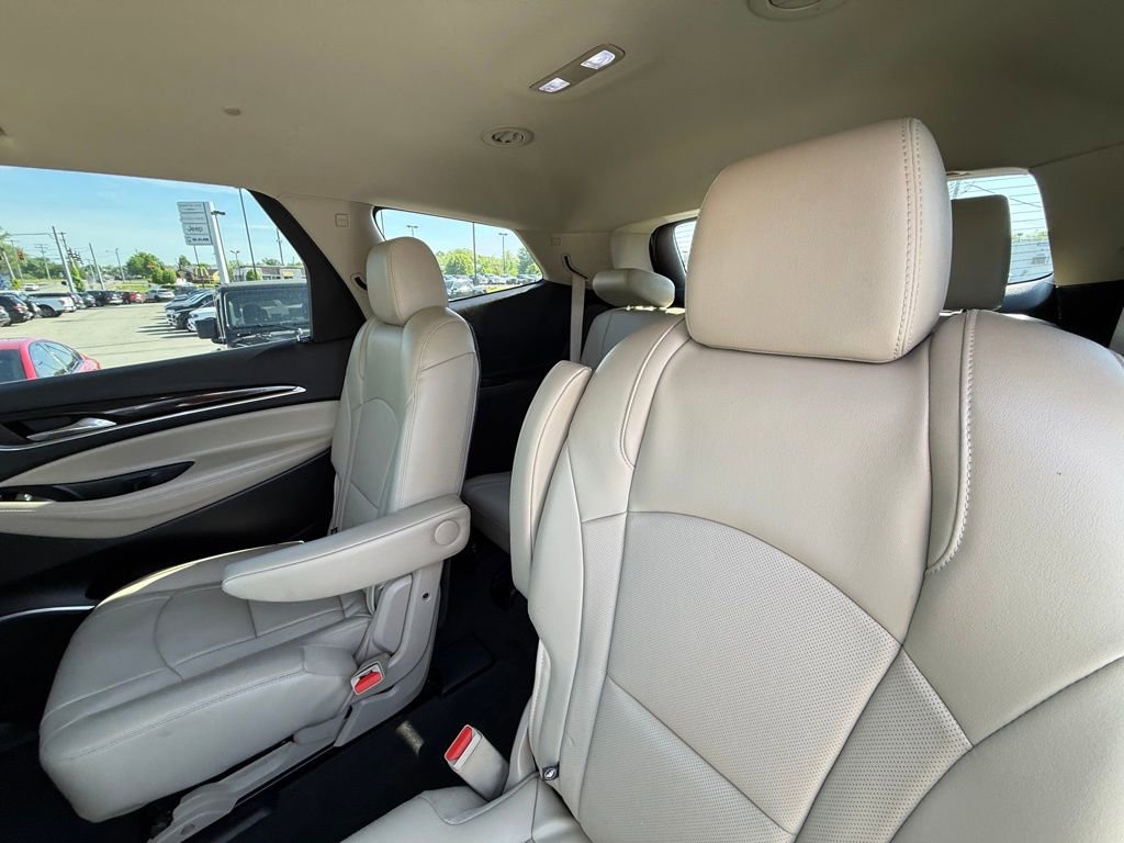 Used 2019 Buick Enclave Essence FWD image 27
