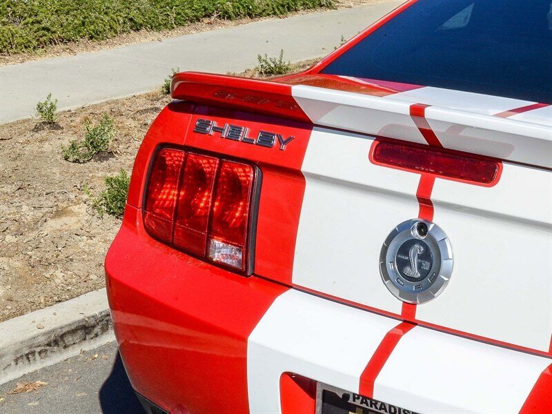 Used 2007 Ford Mustang Shelby GT500 RWD image 15