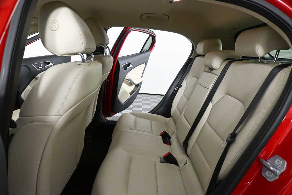 Used 2019 Mercedes-Benz GLA 250 4MATIC image 19