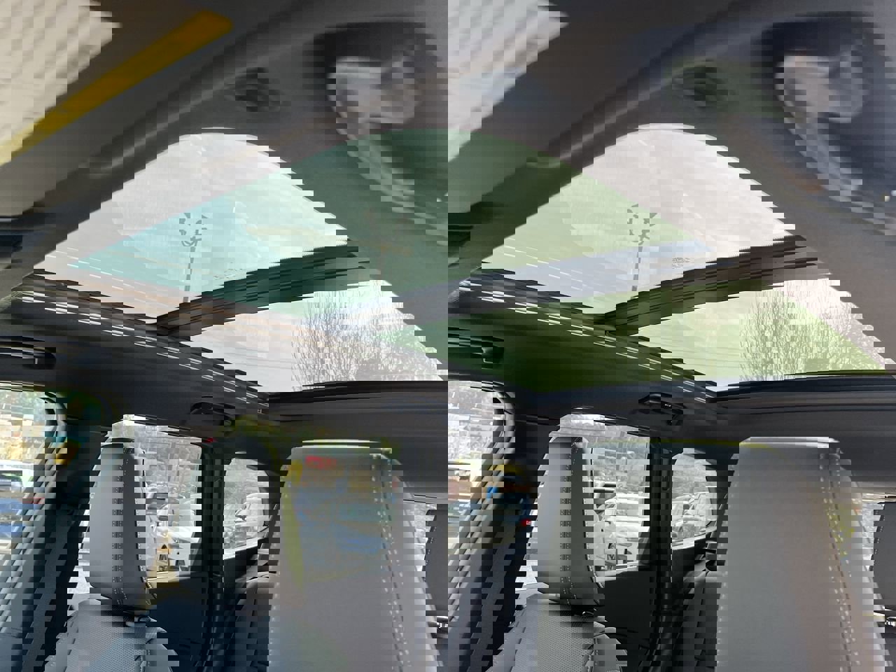 Used 2025 BMW X1 xDrive28i w/ Technology Package image 30