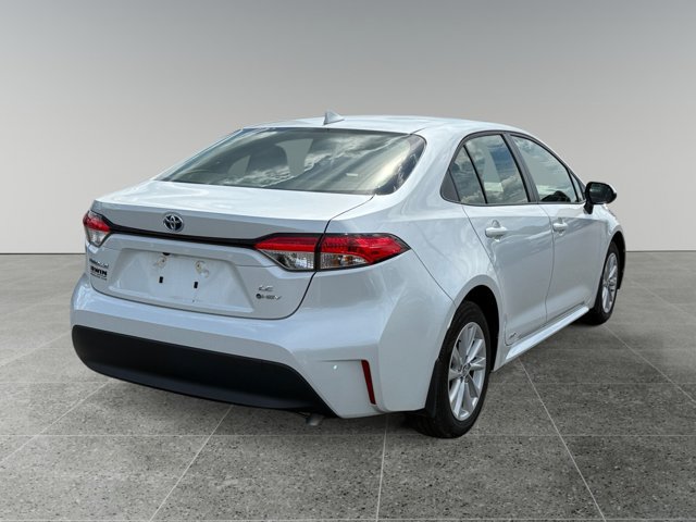 Certified 2025 Toyota Corolla LE w/ LE Premium Package AWD/4WD image 7