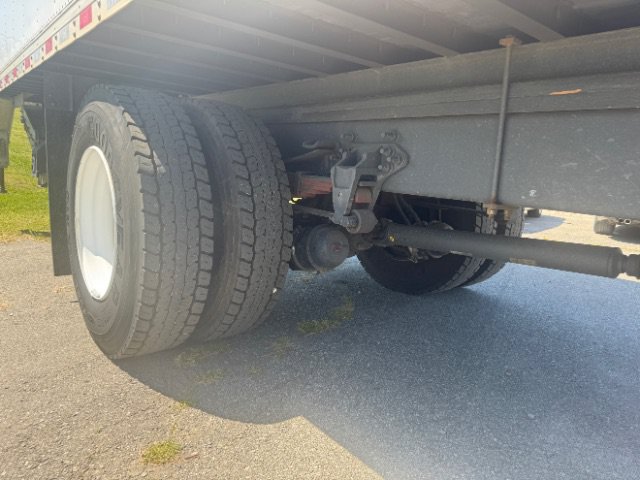 Used 2022 Ford F750 2WD Regular Cab Super Duty image 5