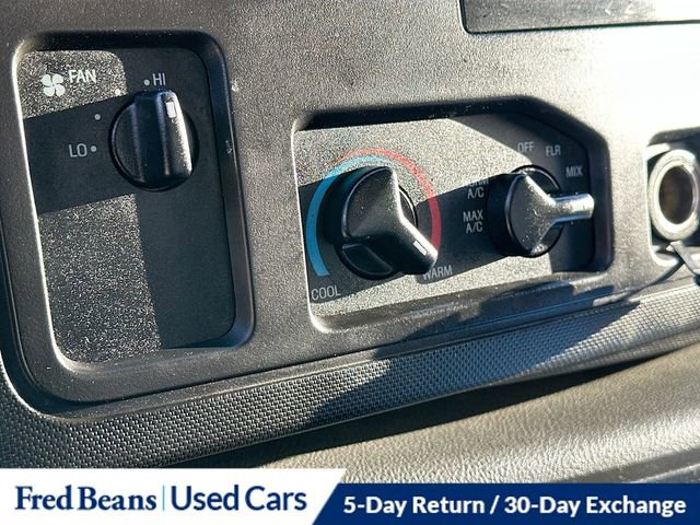Used 2016 Ford E-450 and Econoline 450 Super Duty image 16