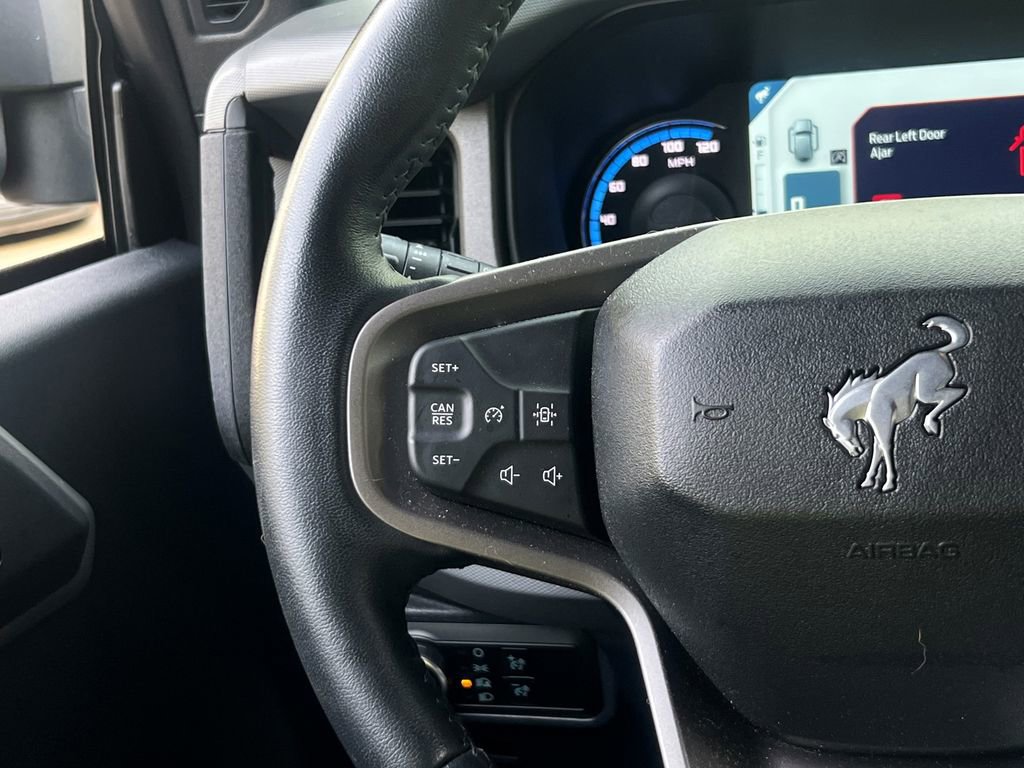 Used 2024 Ford Bronco Everglades image 19