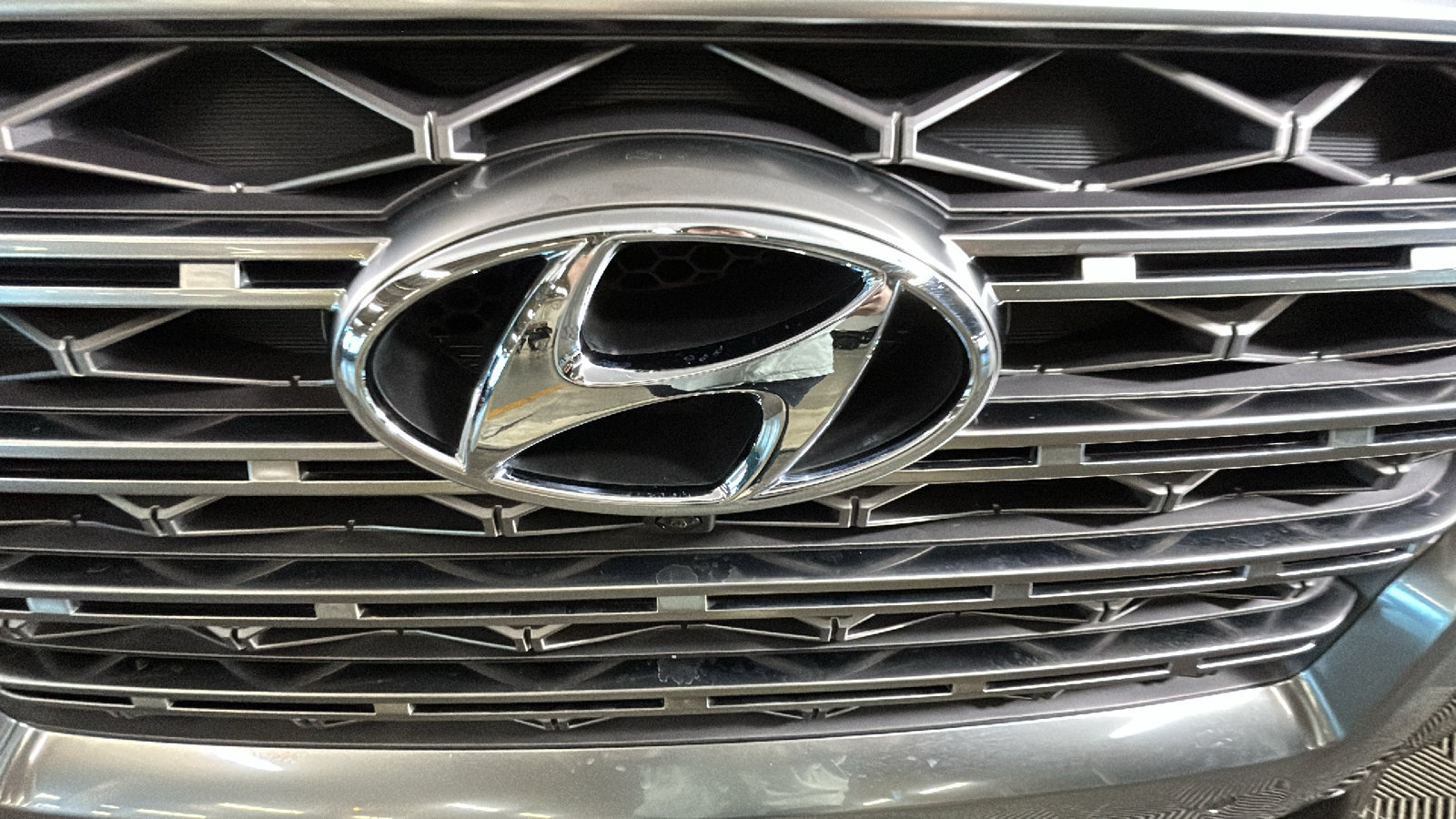 Used 2020 Hyundai Palisade Limited FWD image 10