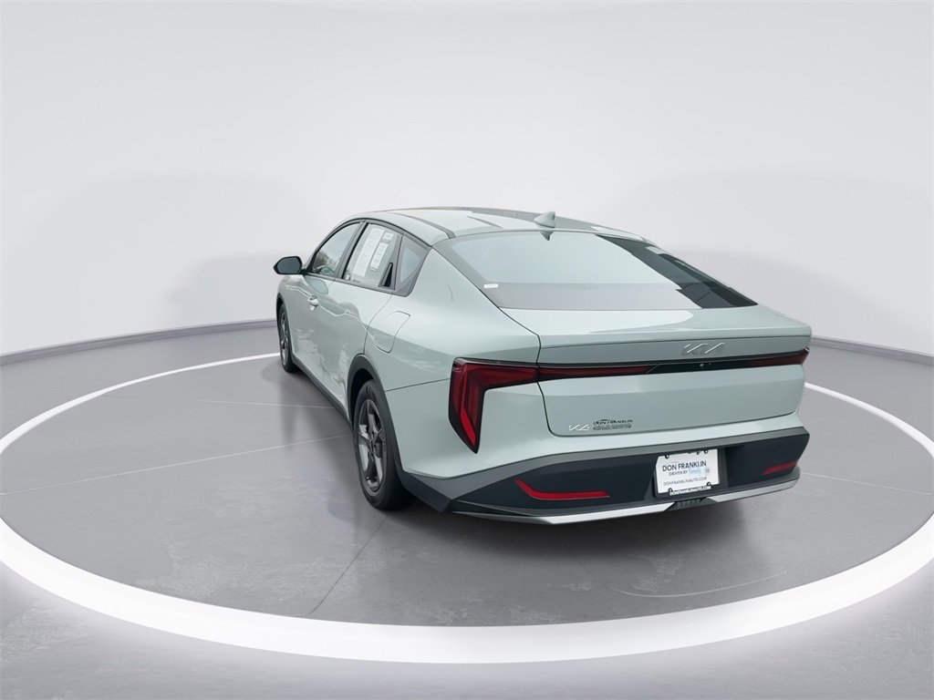 Used 2025 Kia K4 LXS image 6