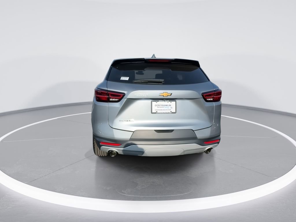 New 2025 Chevrolet Blazer LT image 7