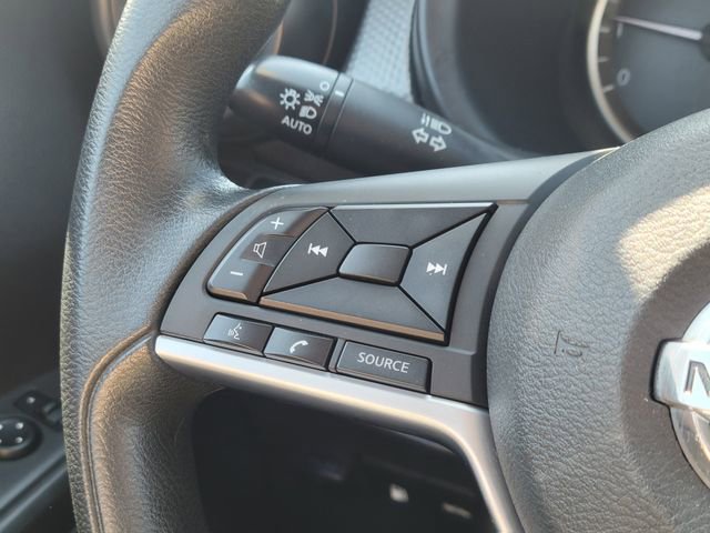 Used 2019 Nissan Kicks S image 14