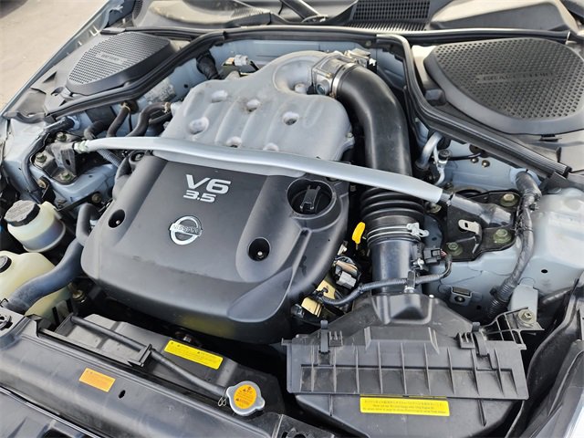 Used 2005 Nissan 350Z Touring image 13