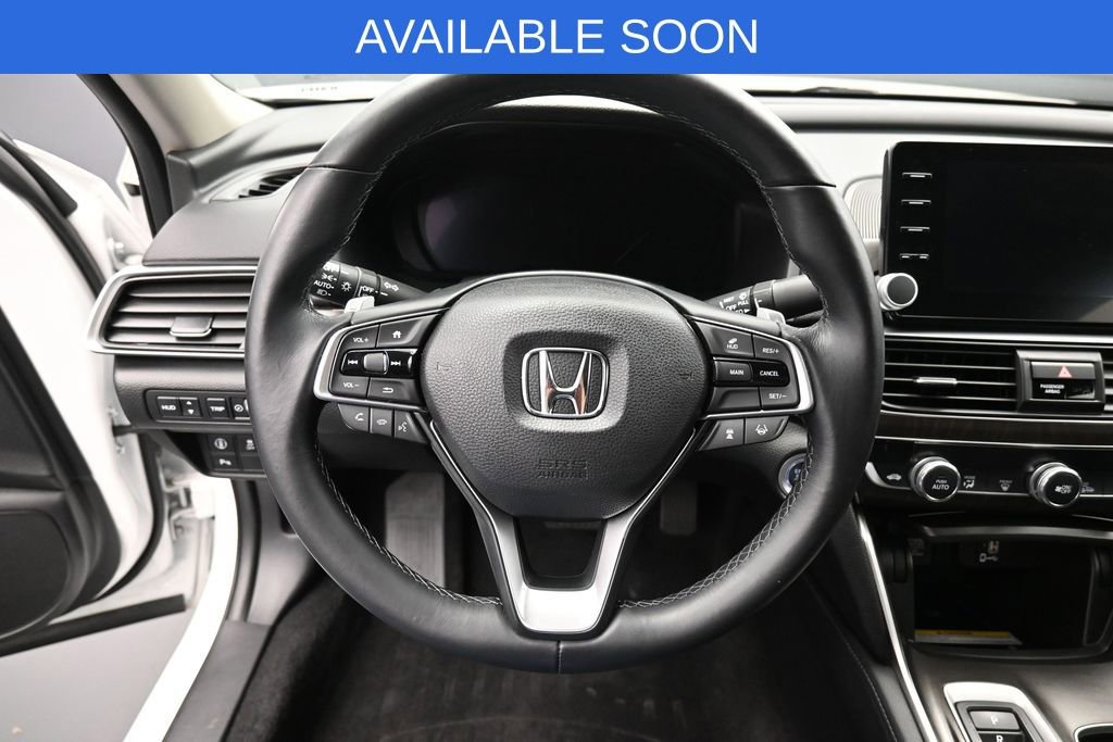 Used 2018 Honda Accord Touring image 18