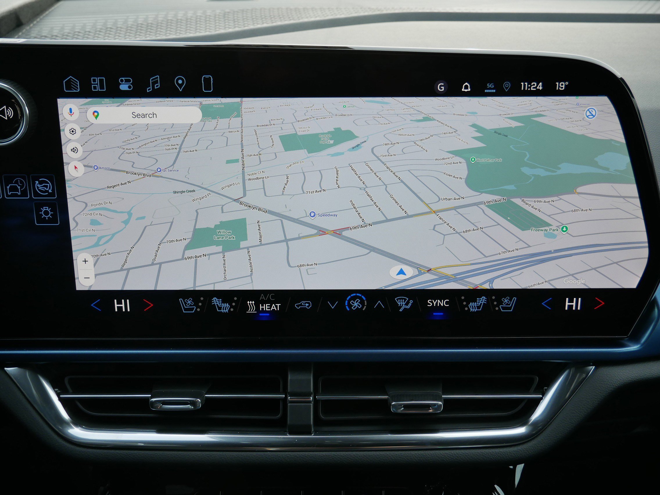 New 2026 Chevrolet Equinox EV LT image 7