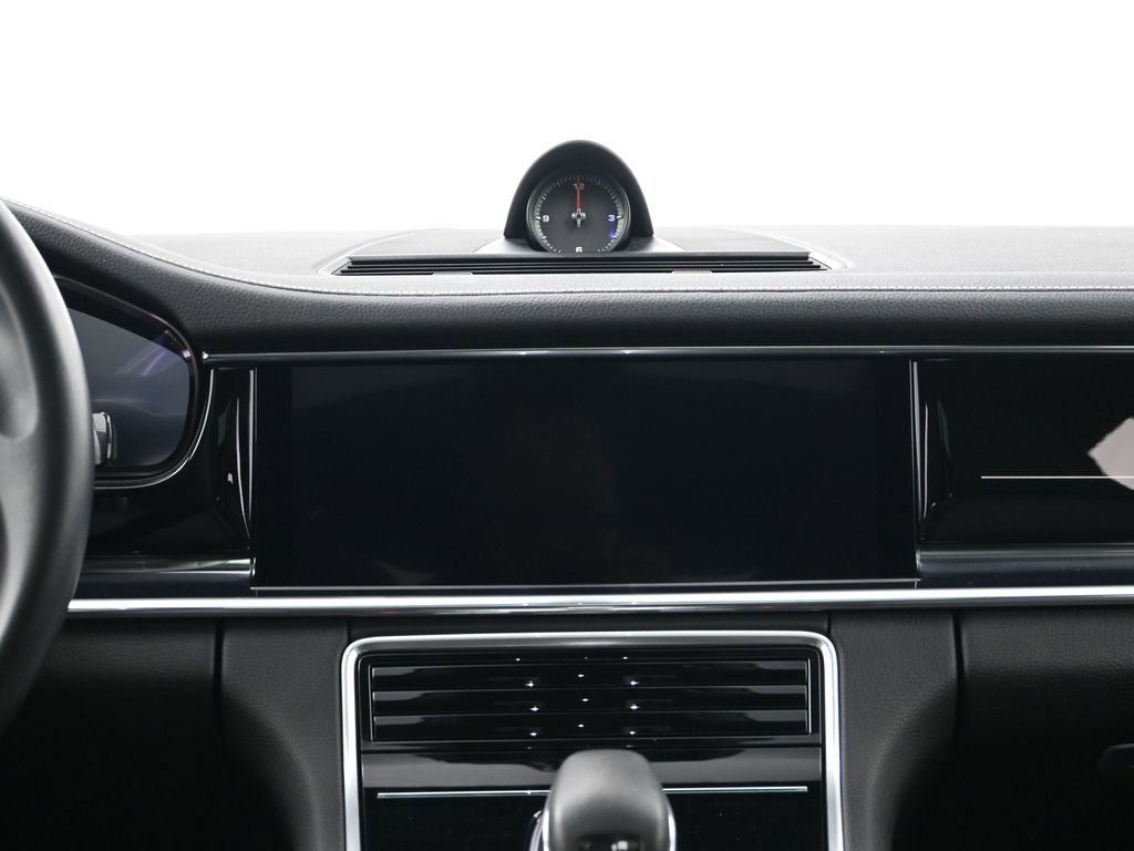 Used 2020 Porsche Panamera Edition image 11