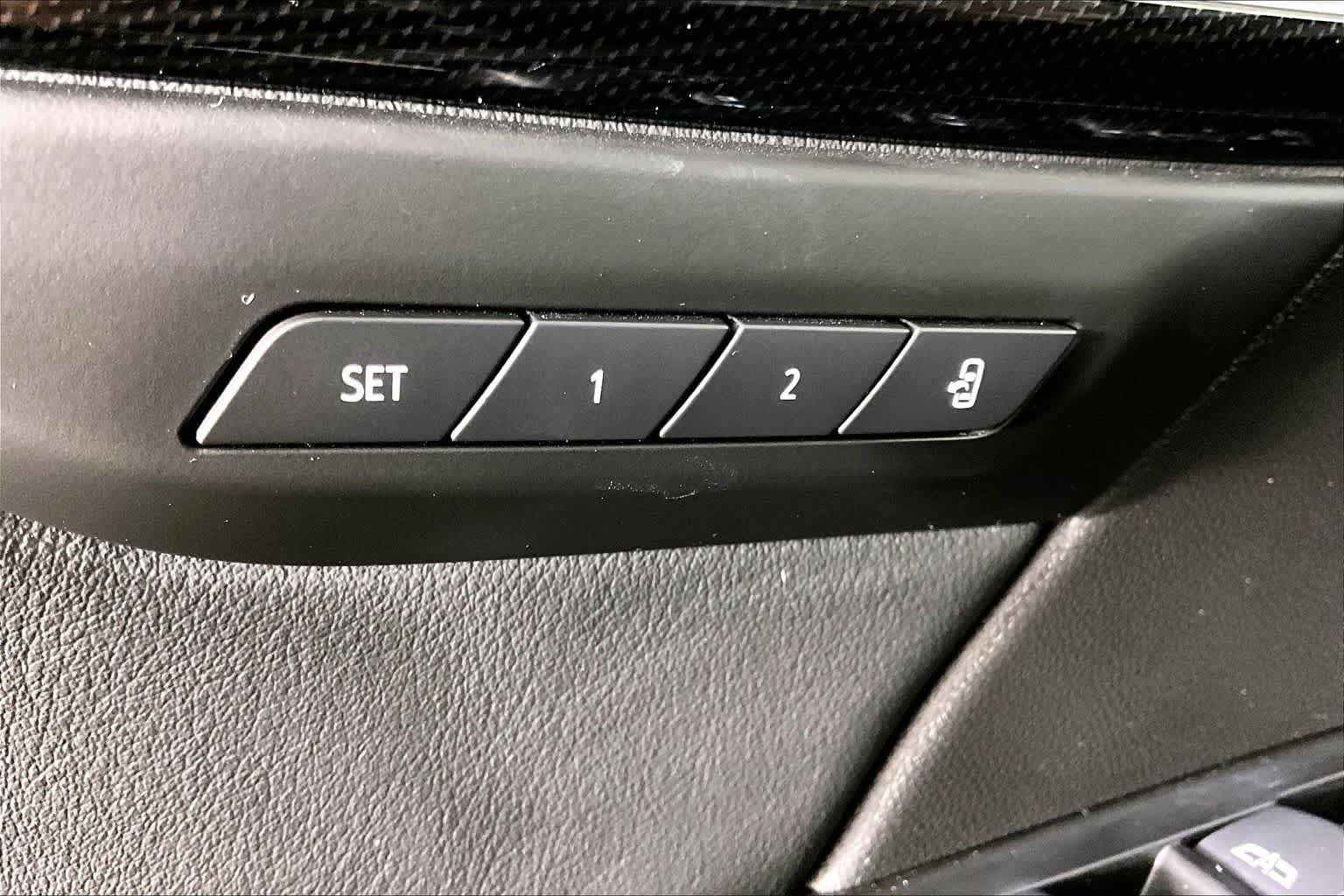 Certified 2023 Buick Envision Essence FWD image 34