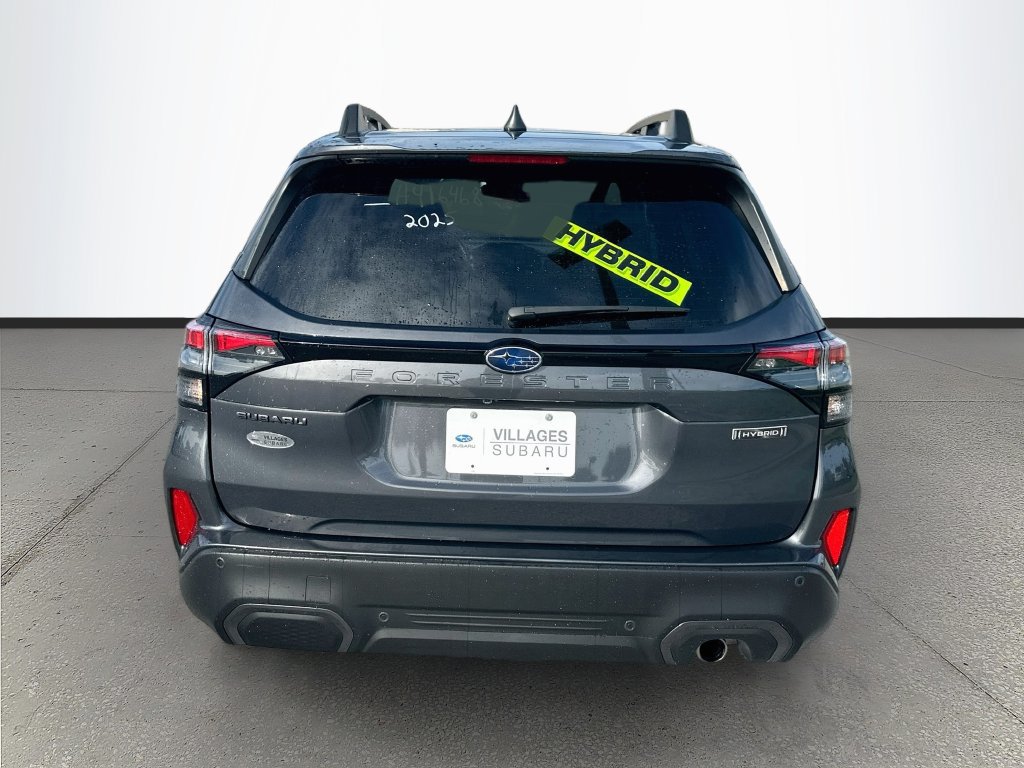 Used 2025 Subaru Forester Limited AWD/4WD image 6