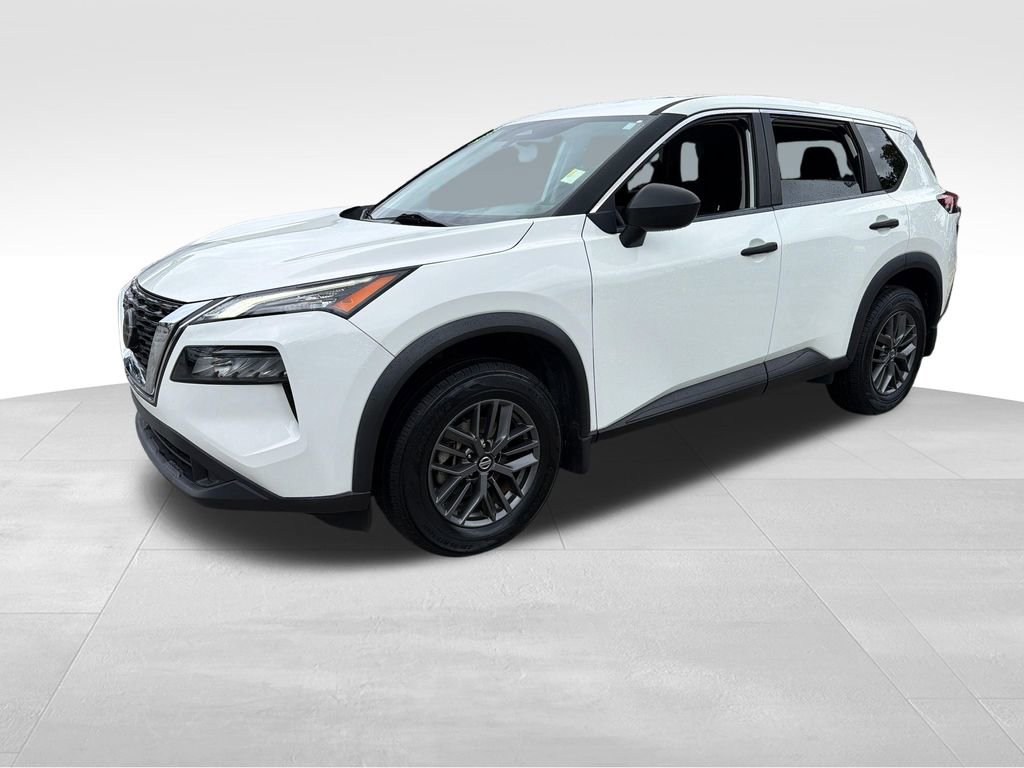 Used 2021 Nissan Rogue S FWD image 3