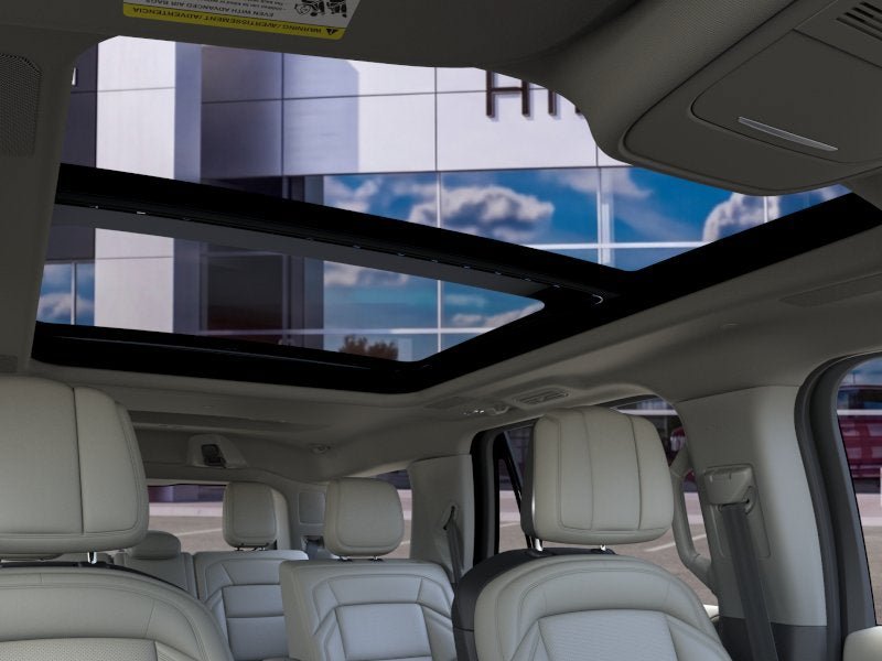 New 2026 Lincoln Navigator Reserve AWD/4WD image 22