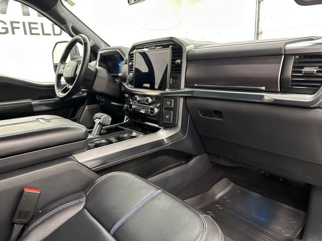 Certified 2025 Ford F150 Platinum w/ FX4 Off-Road Package image 12