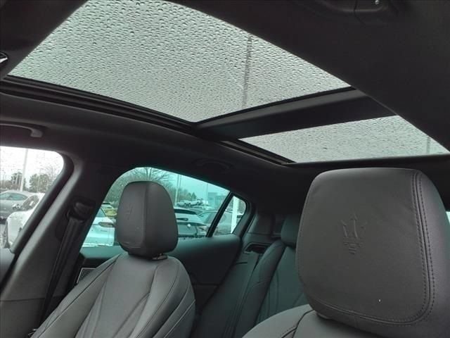 Used 2023 Maserati Grecale GT AWD/4WD image 15