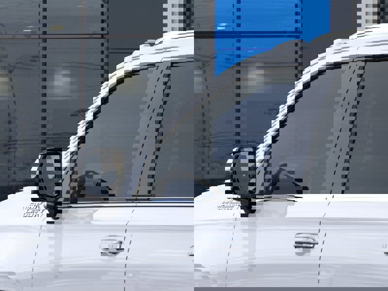 New 2026 Chevrolet Suburban High Country image 12