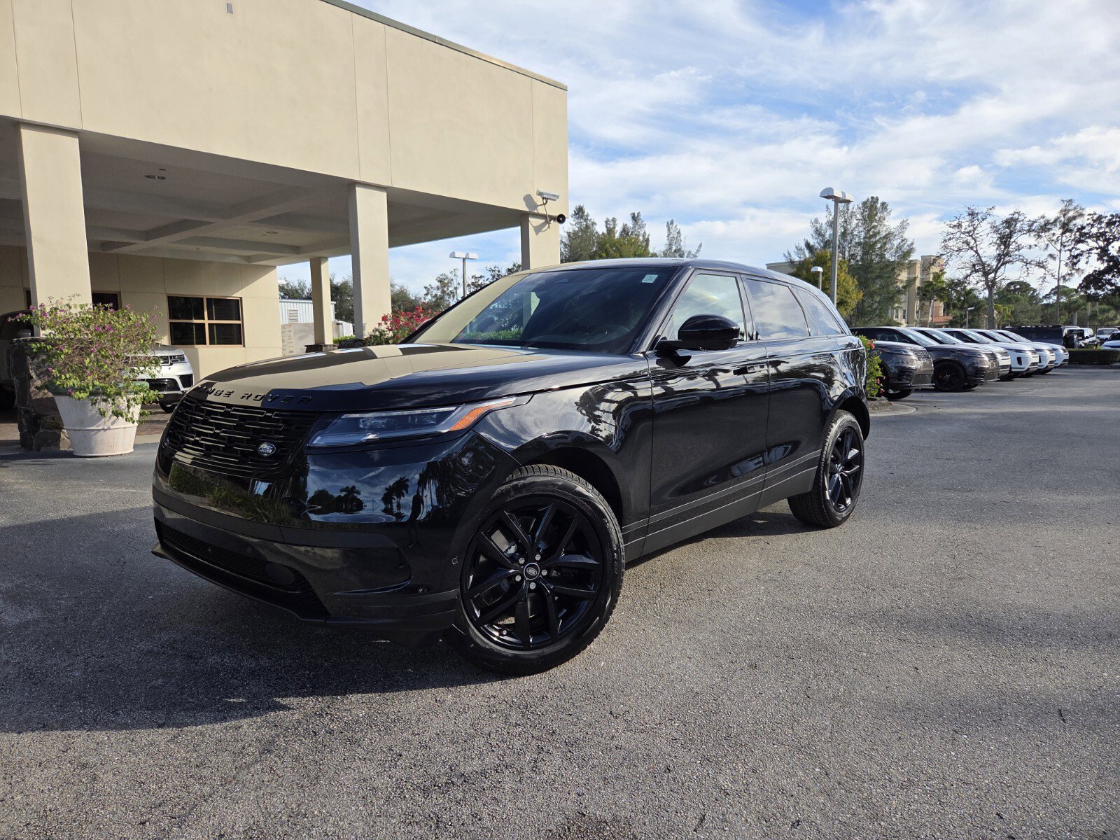 New 2026 Land Rover Range Rover Velar S image 13