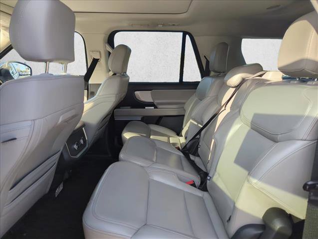 Certified 2025 Ford Expedition Max Active image 17