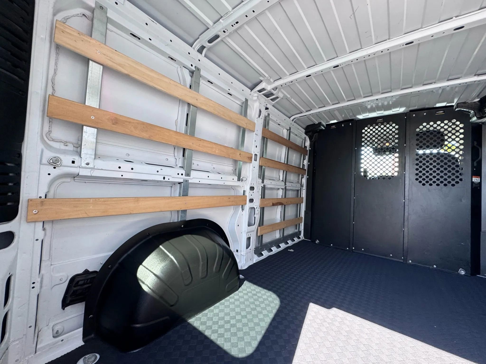 Used 2023 RAM ProMaster 2500 image 26