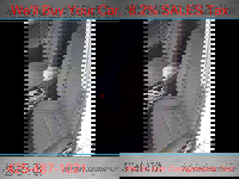 Used 2017 Toyota RAV4 LE w/ All Weather Liner Package image 16