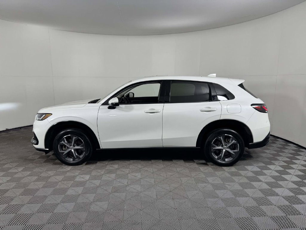Used 2024 Honda HR-V EX-L image 11