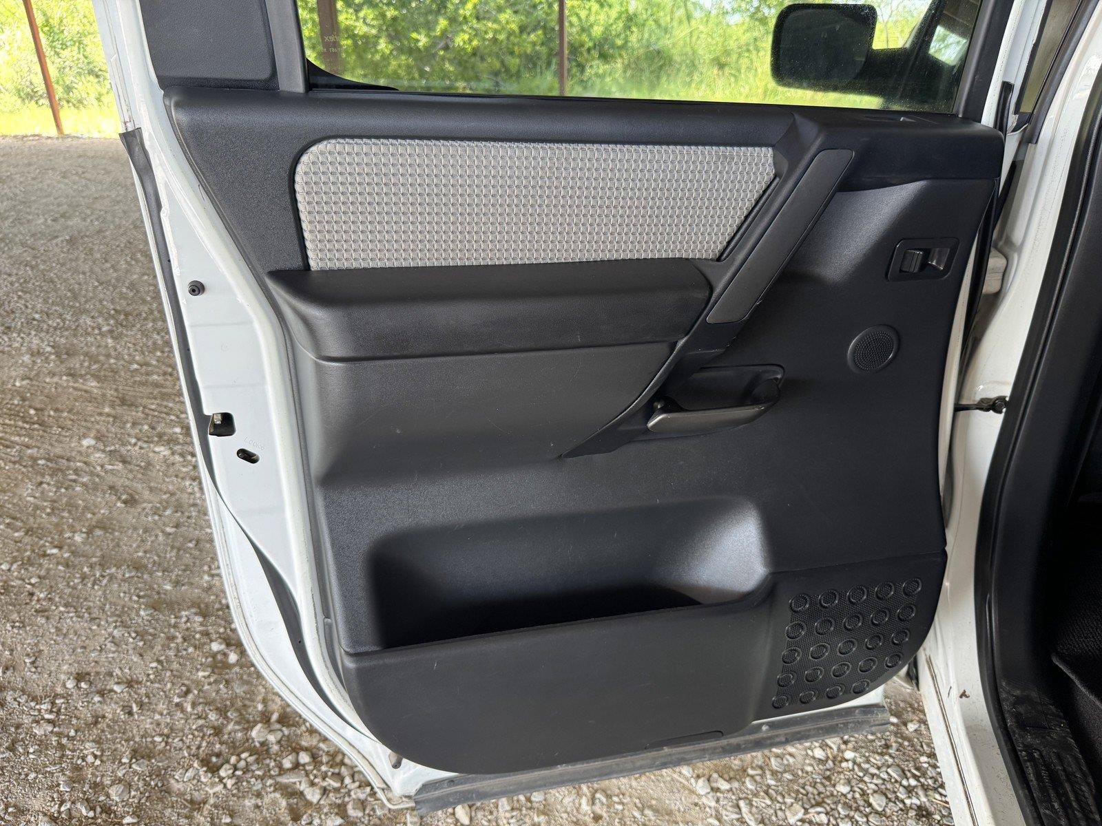 Used 2012 Nissan Titan SV w/ Sport Appearance Pkg RWD image 29