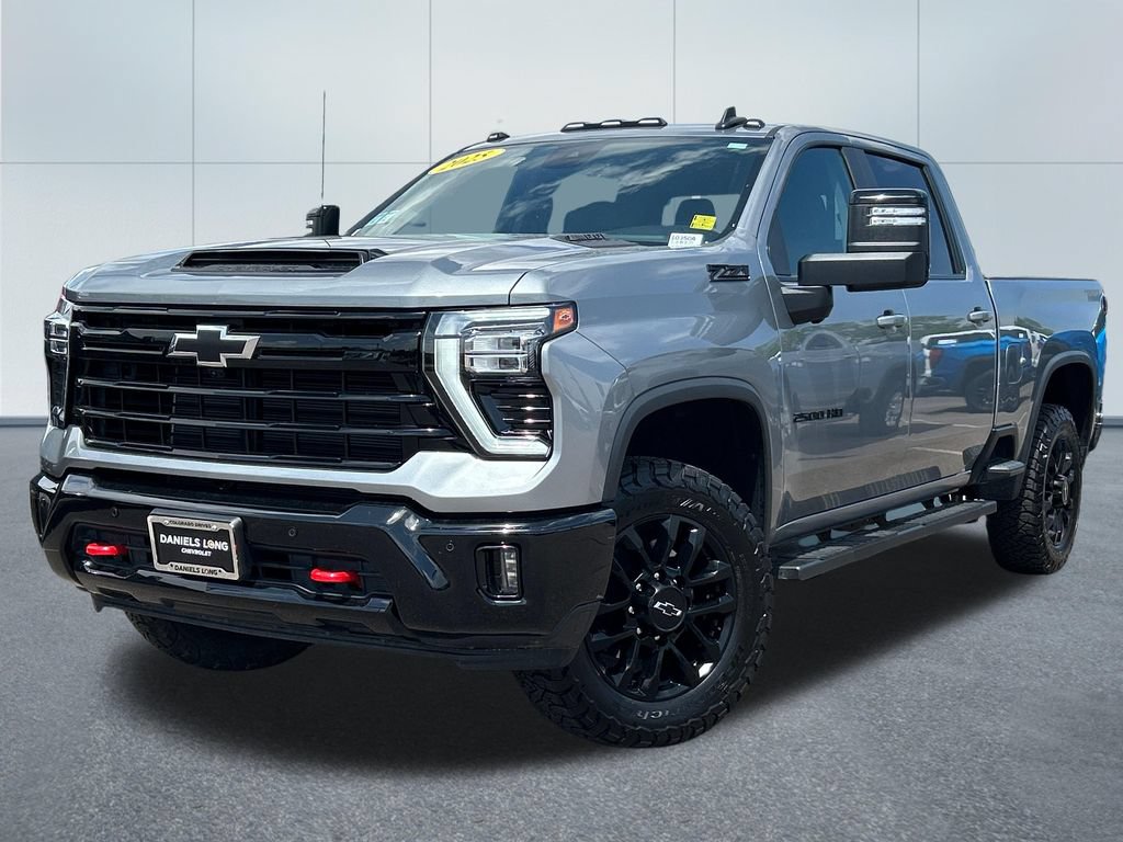 Used 2025 Chevrolet Silverado 2500 LT w/ Trail Boss Package AWD/4WD image 1