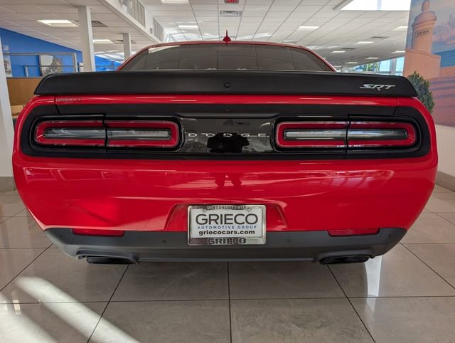 Used 2016 Dodge Challenger SRT Hellcat image 5