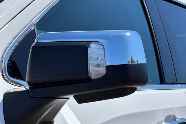 Used 2025 GMC Sierra 1500 SLT AWD/4WD image 54