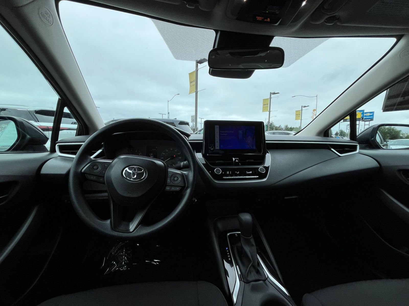 Used 2025 Toyota Corolla LE FWD image 33