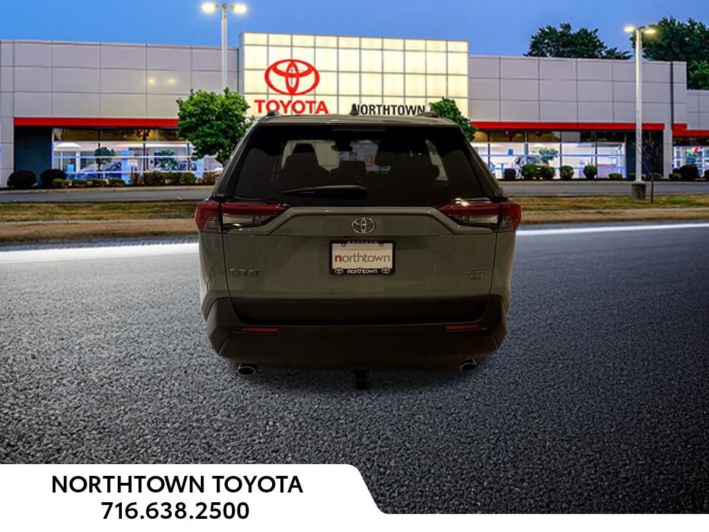 Used 2020 Toyota RAV4 XLE w/ Convenience Package AWD/4WD image 13