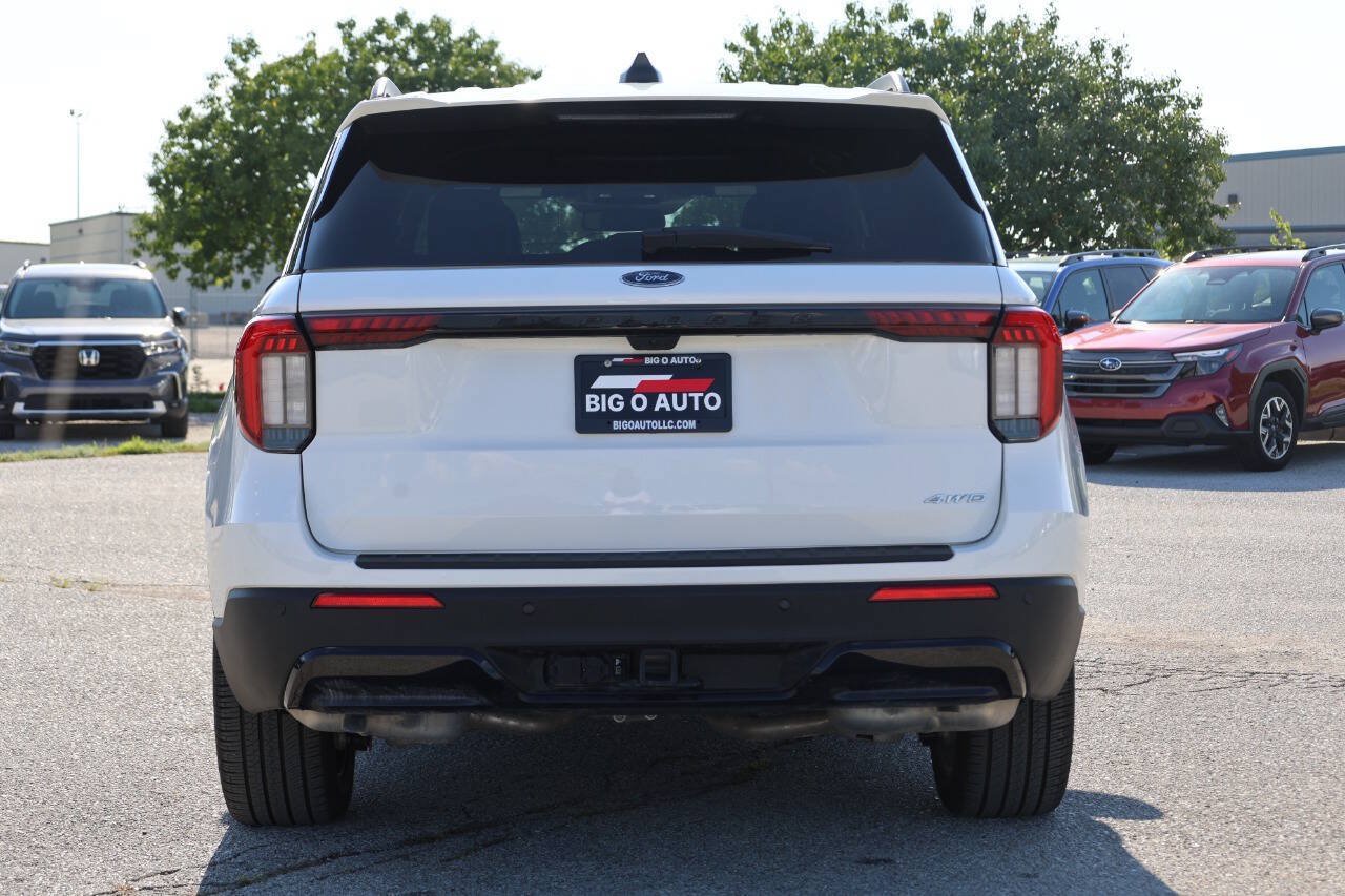 Used 2025 Ford Explorer ST-Line w/ Premium Package AWD/4WD image 10