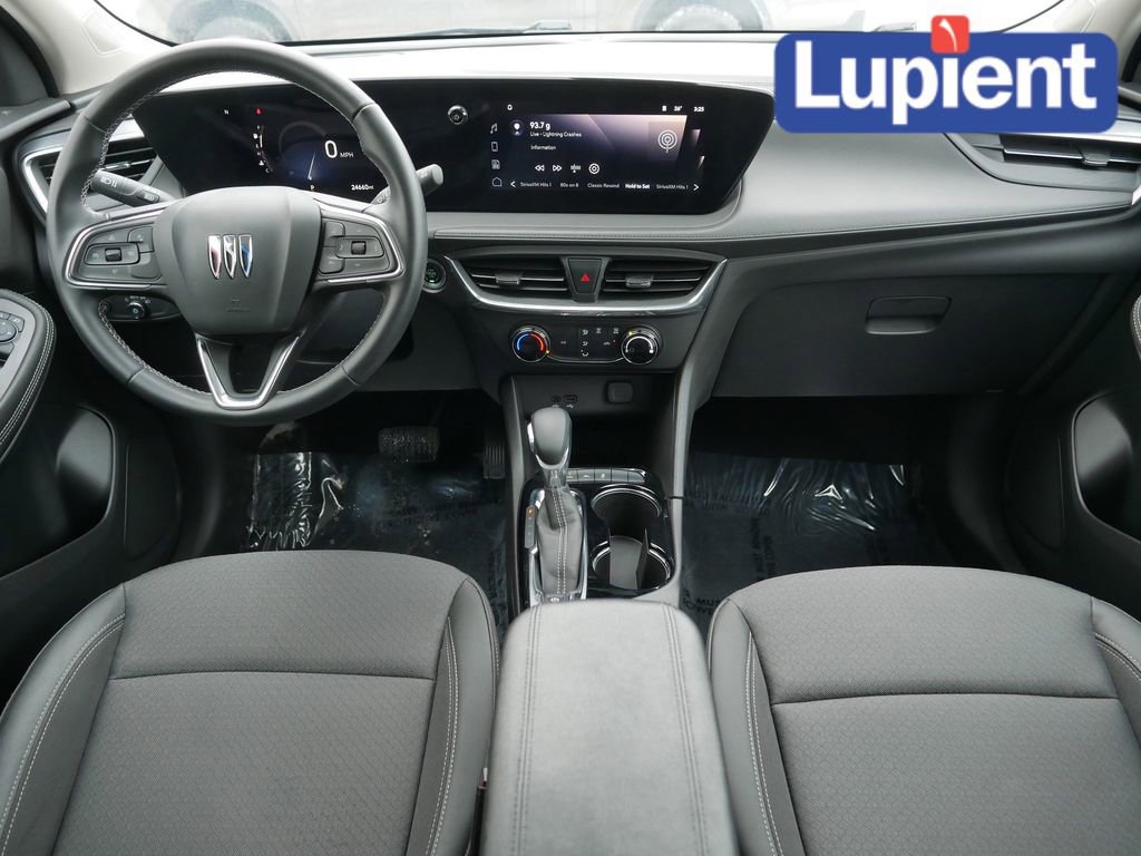Used 2024 Buick Encore GX Preferred image 17