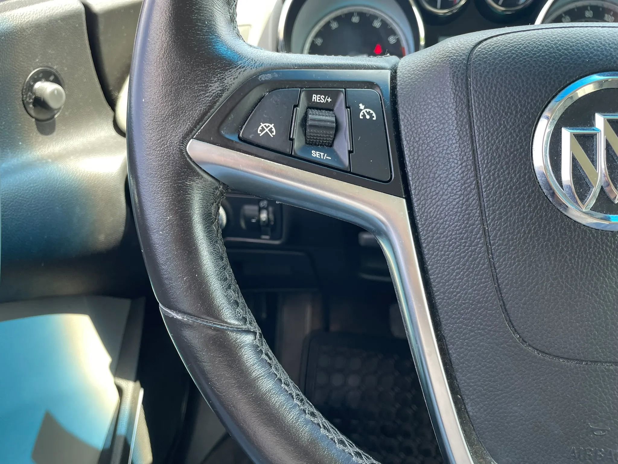 Used 2012 Buick Verano Convenience FWD image 15