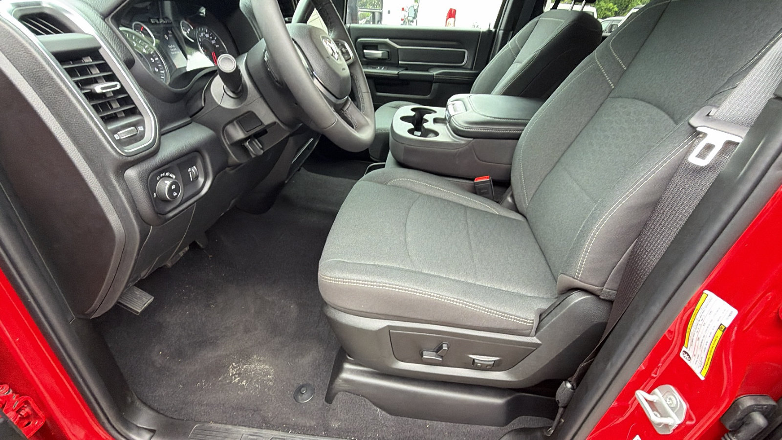 Used 2026 RAM 2500 Big Horn AWD/4WD image 16