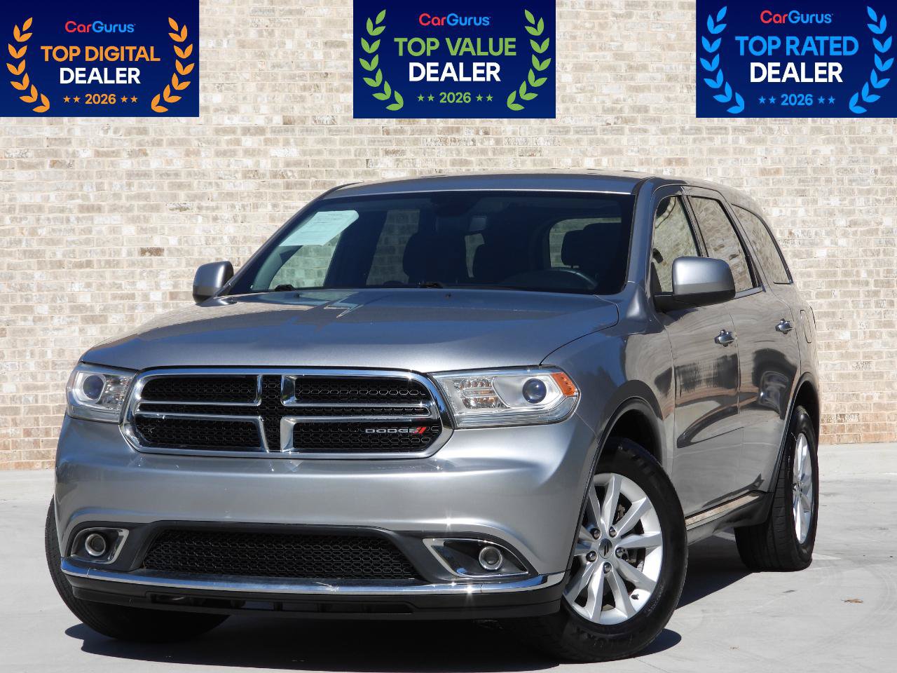 Used 2018 Dodge Durango SXT w/ 3rd Row Seating Group RWD image 2