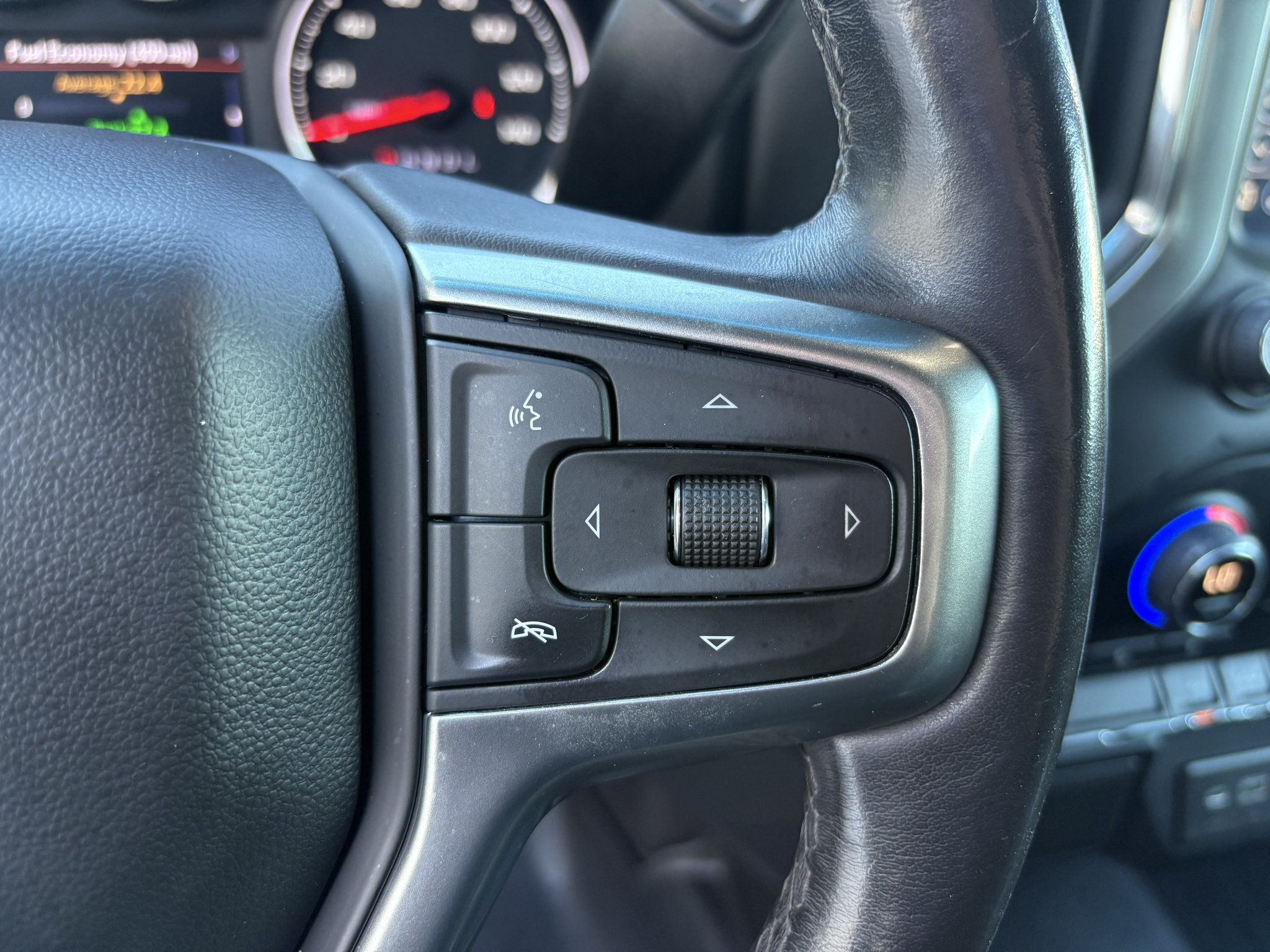 Used 2021 Chevrolet Silverado 1500 RST w/ Bed Protection Package AWD/4WD image 15
