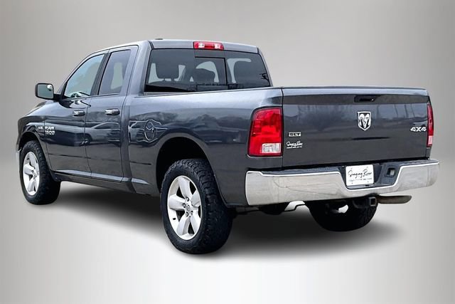 Used 2017 RAM 1500 Classic SLT image 4