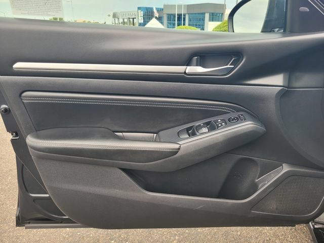Certified 2019 Nissan Altima 2.5 SV FWD image 18