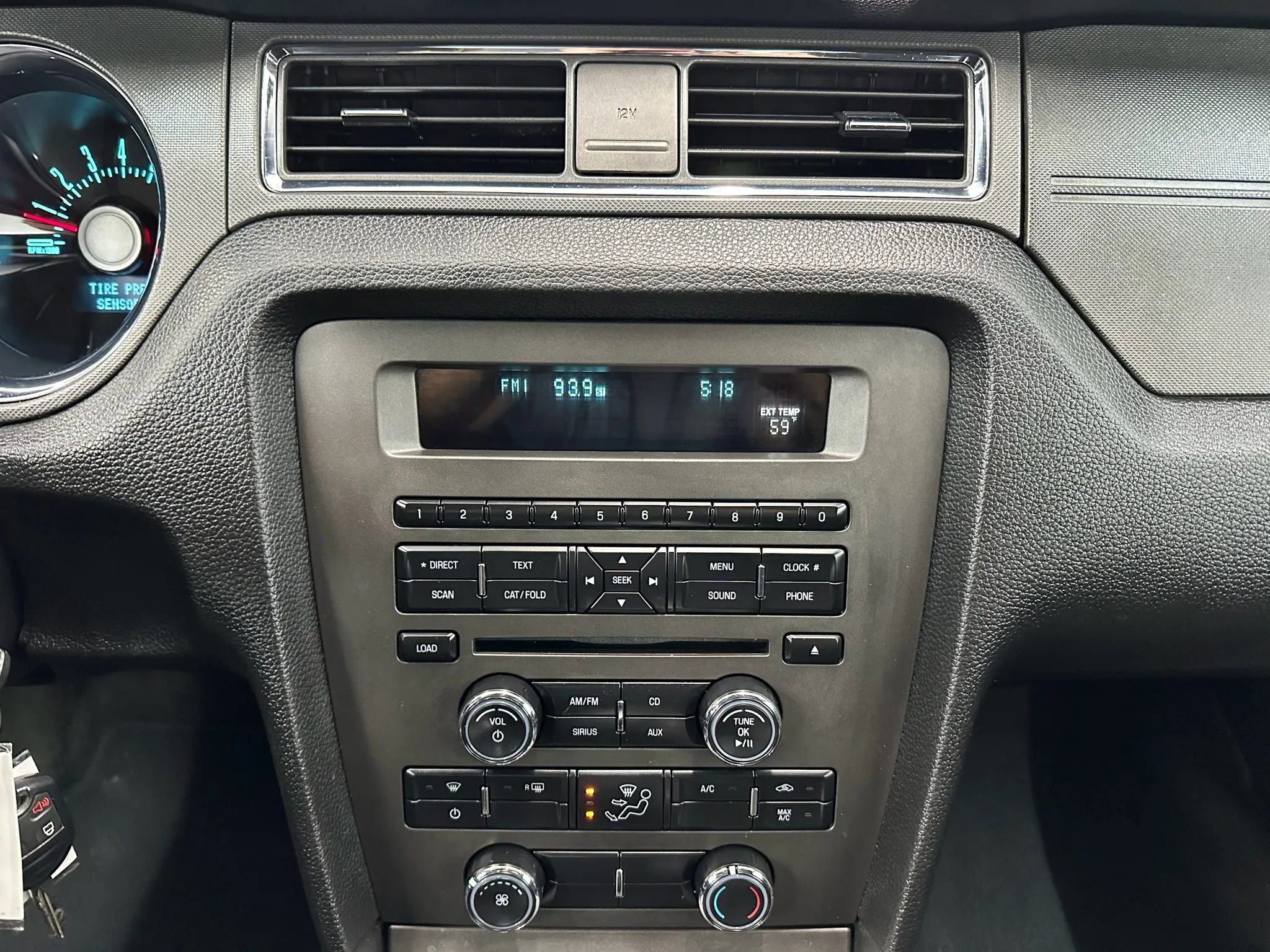 Used 2011 Ford Mustang Coupe image 17