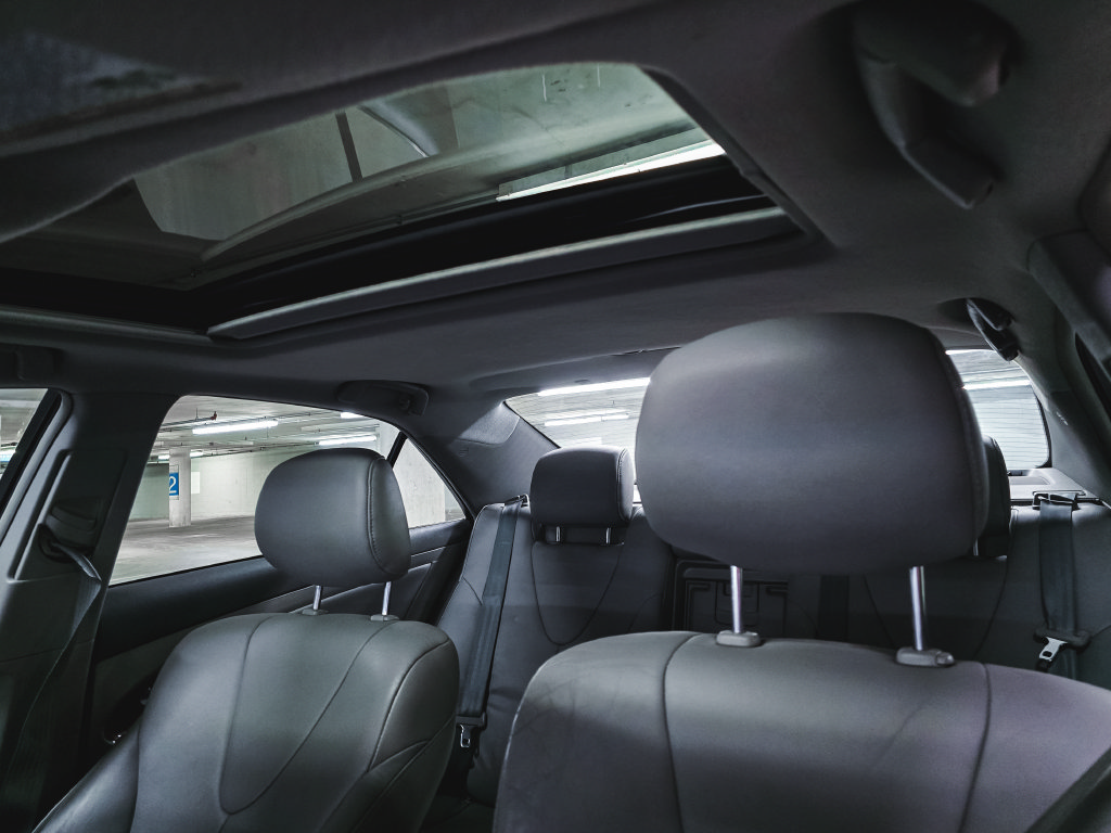 Used 2011 Toyota Camry XLE w/ XLE Extra-Value Pkg #2 FWD image 20