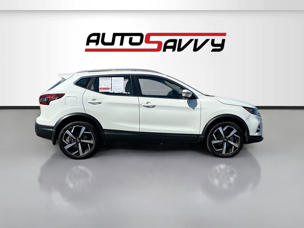 Used 2022 Nissan Rogue Sport SL FWD image 8