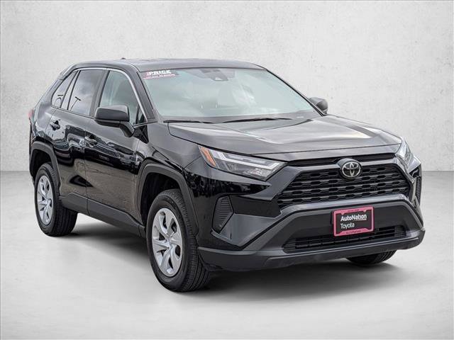 Used 2025 Toyota RAV4 LE FWD image 3