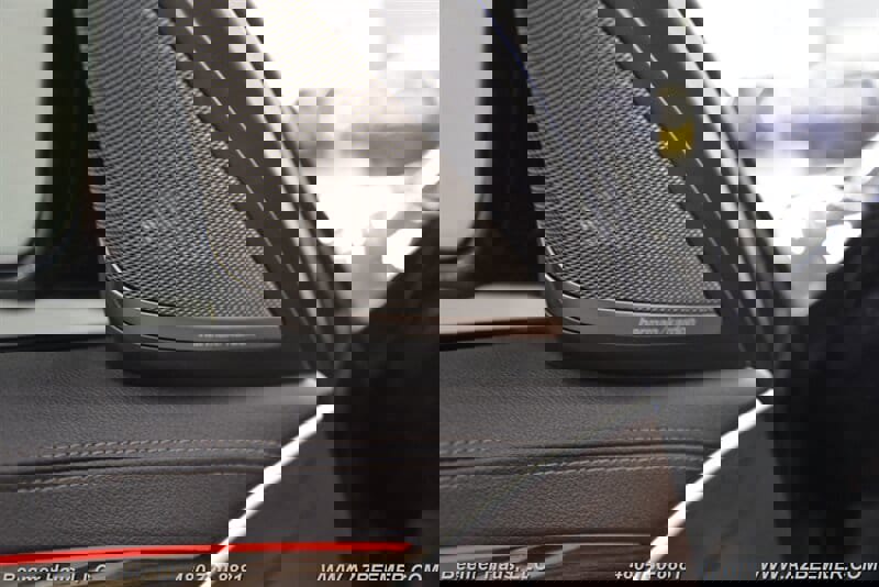 Used 2022 BMW M550i xDrive w/ Executive Package image 27