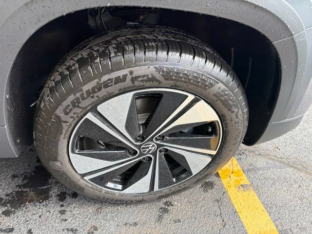 New 2026 Volkswagen Taos SE AWD/4WD image 20