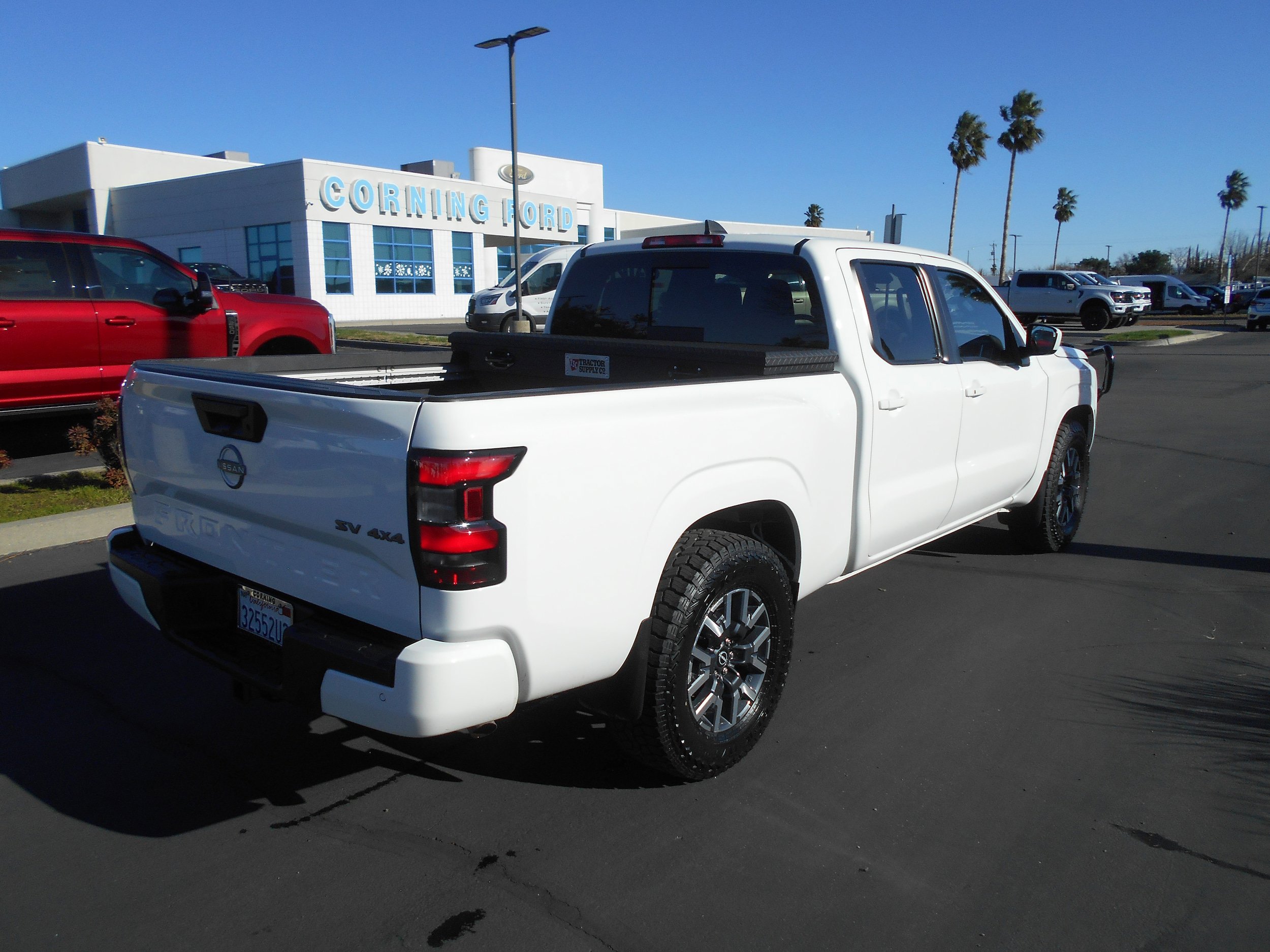 Used 2023 Nissan Frontier SV w/ Technology Package AWD/4WD image 4