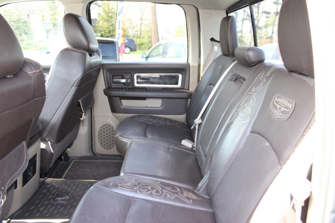 Used 2012 RAM 1500 Laramie Longhorn AWD/4WD image 17